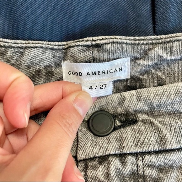 NWT Good American Good Classic Side Slit Jeans Size 4/27 Black265 - Picture 7 of 7